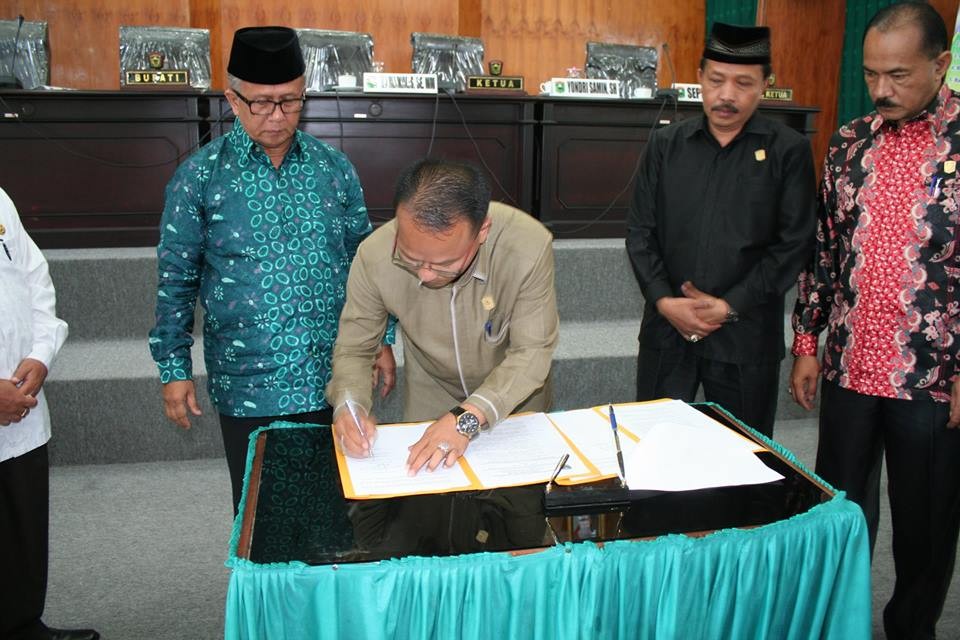 Rapat Paripurna DPRD Kabupaten Solok